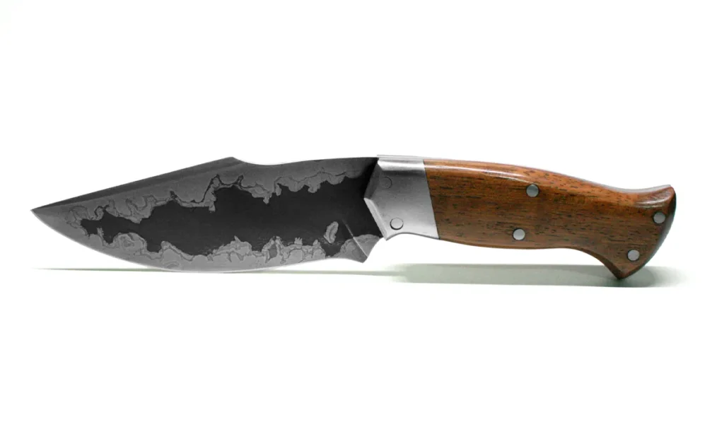 couteau bushcraf artisanal type hunter US Outrider avec hamon