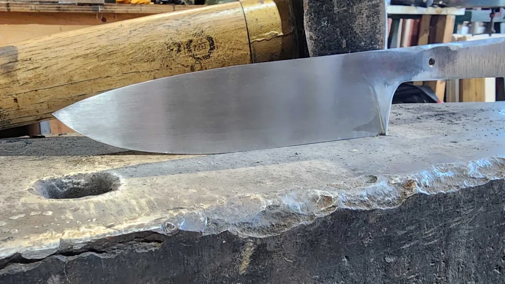 Lame de couteau polie au grain 600