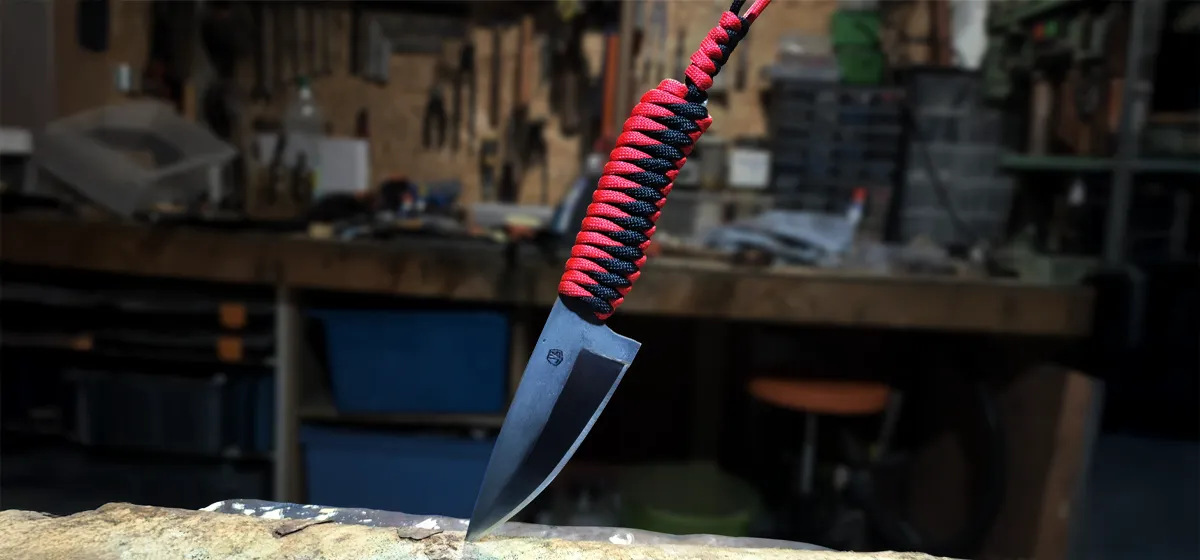 couteau bushcraft minimaliste