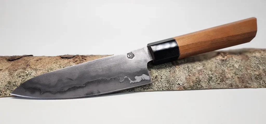 couteau japonais artisanal funayuki San mai forgé à la main