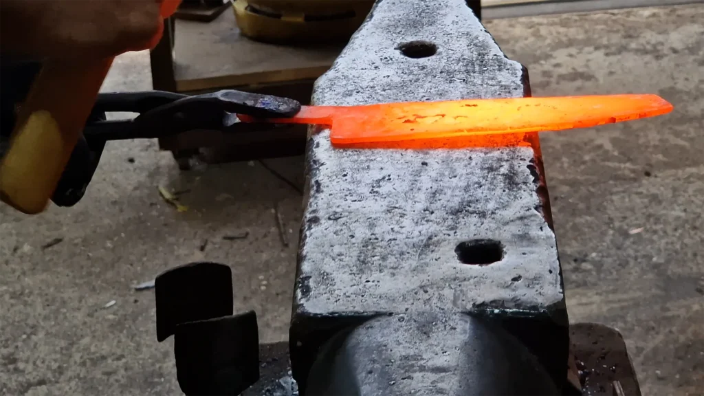 forge gyuto damas